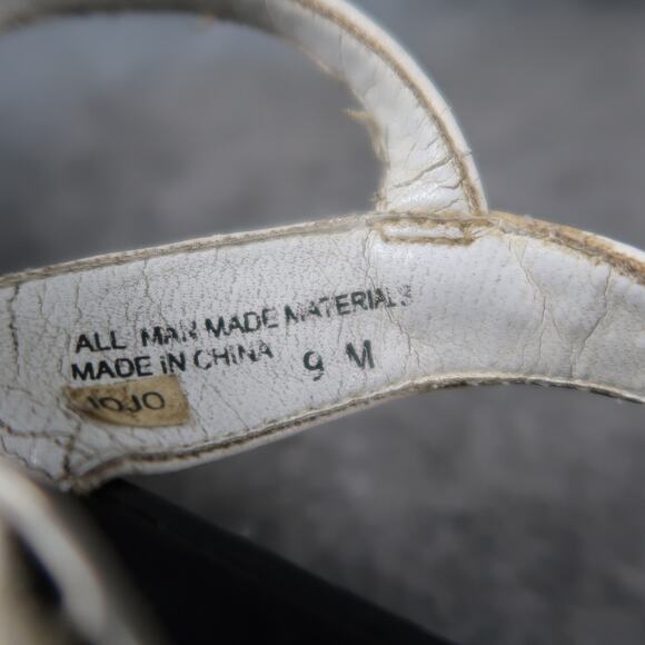 KB Company Shoes Womens 9 Sandal Strappy Block Heel Y2k 90s Open Toe Retro White - Picture 8 of 16